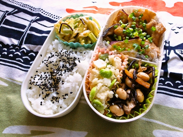 鶏、れんこん、さつまいもの甘酢炒め弁当