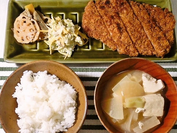 とんかつの晩ごはん