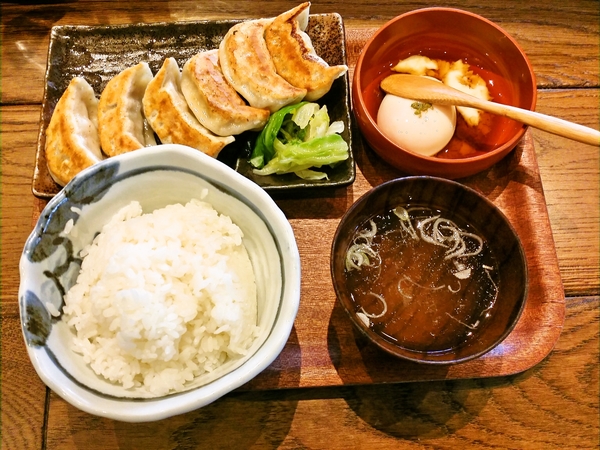 ダンダダン酒場＠溝の口のランチ餃子定食