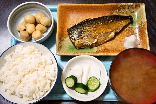 朝食
