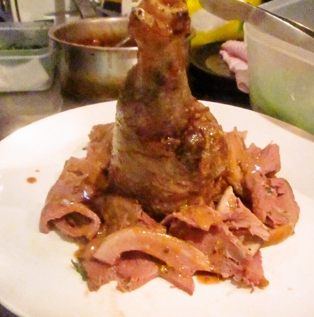 イノブタモモ肉のロースト