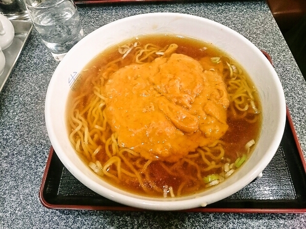 不思議な担々麺