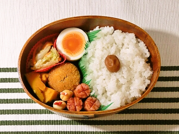 カレーコロッケ弁当