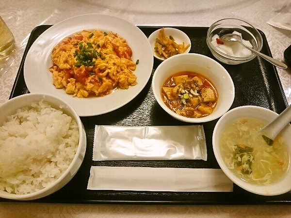 日替り定食(トマト卵炒め)