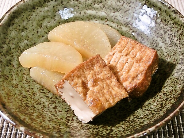 下茹で無し。炊飯器で大根と厚揚げの煮物