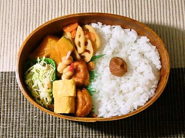 うま塩えびからのお弁当