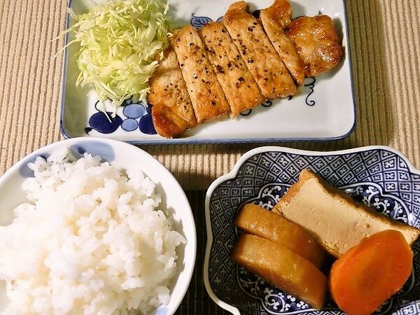 豚肉のポン酢ガーリックソテーの晩ごはん