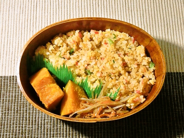 チャーハン弁当