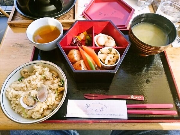 あさりごはん