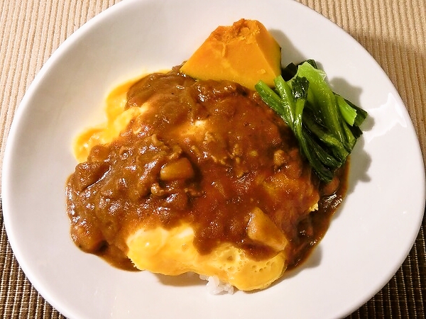 冬籠りカレーアレンジ「オムカレー」