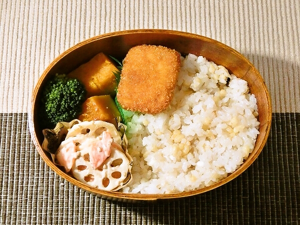 たぬきご飯弁当