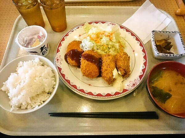 昼食