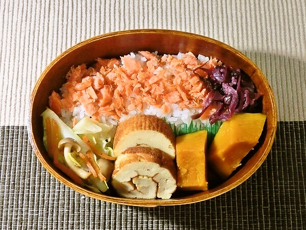 鮭そぼろ弁当
