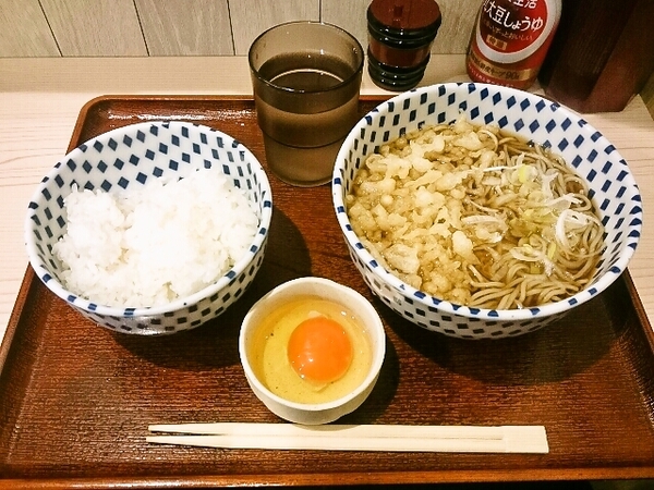 卵かけご飯とそば