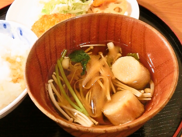 えのきと人参のお吸い物