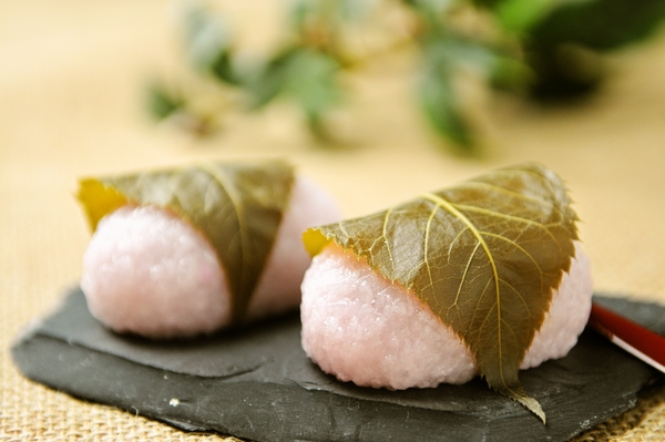【味噌まんじゅう新井屋】桜もち