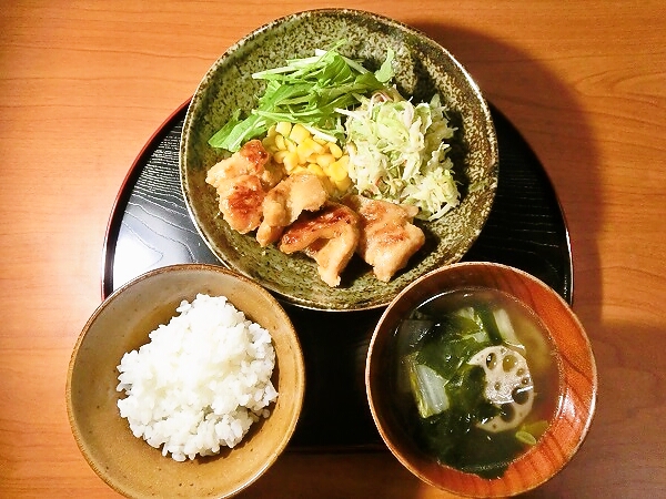 鶏の味噌焼きの晩ごはん