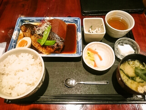 ランチ(寒ブリの味噌煮)