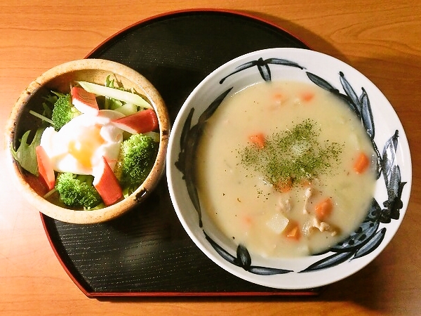 シチューの晩ごはん