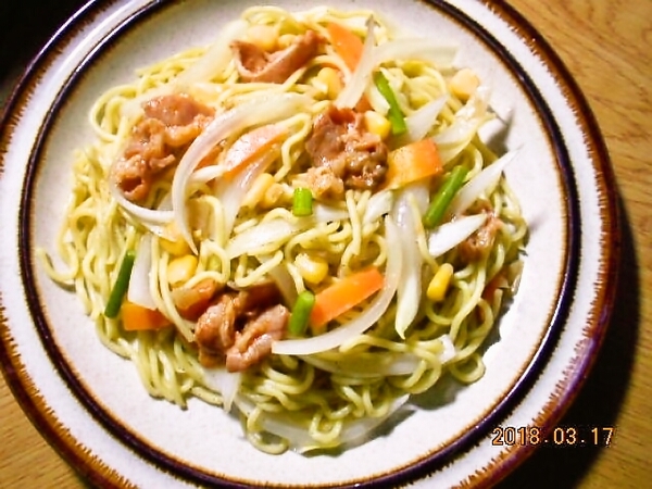 【簡単5分｜電子レンジde焼きそば】