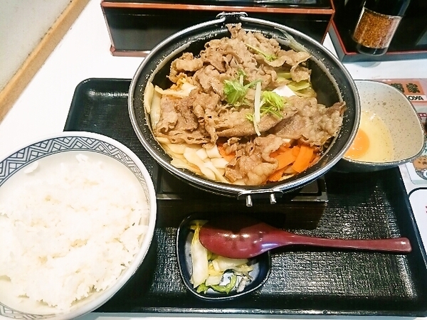 牛すき鍋膳(吉野家)