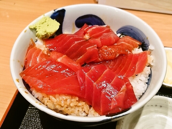 まぐろのづけ丼