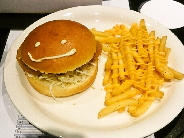 ランチ(AKBカフェ)