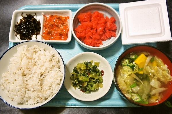 朝食