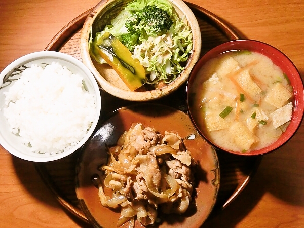 生姜焼きの晩ごはん