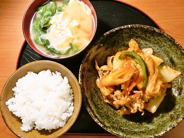 野菜炒めコチュジャン風の晩ごはん