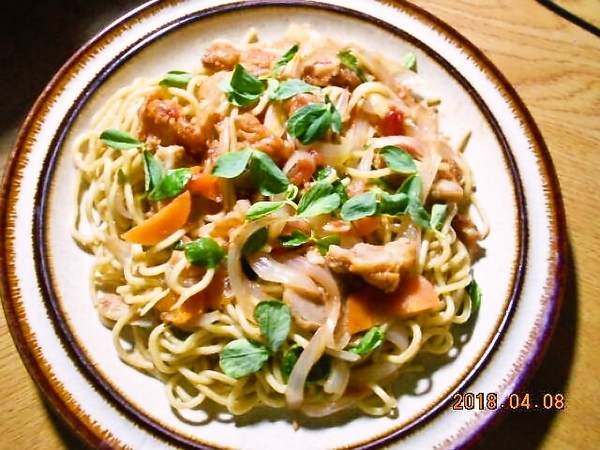 【電子レンジde焼きそば風】