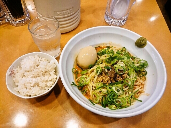 汁なし担々麺と鯛めし