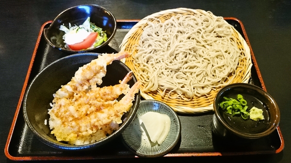 やすいや＠福知山市のミニ天丼とざる蕎麦のセット