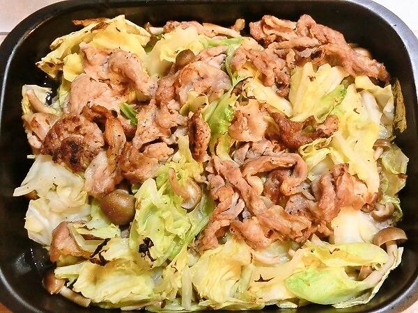 豚こまとキャベツの蒸し焼き