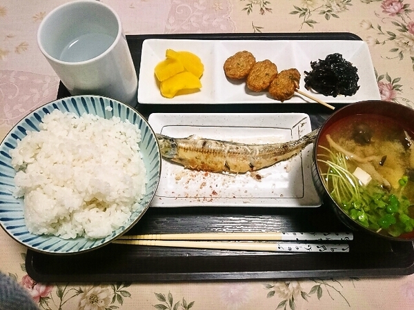 朝食