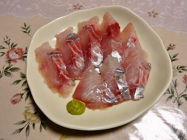 カイワリのお刺身（釣り魚）