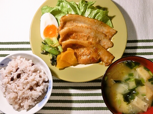 豚の生姜焼きの晩ごはん