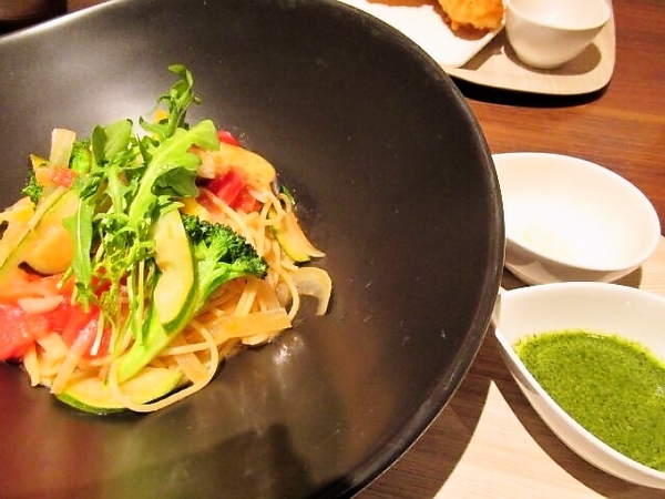 季節野菜のトマトソーススパゲッティー