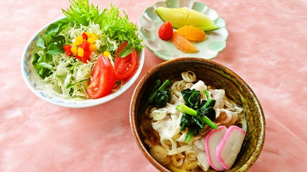 菅平プリンスホテルのうどんセット