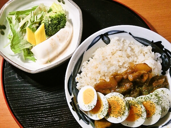 2日目カレーの晩ごはん