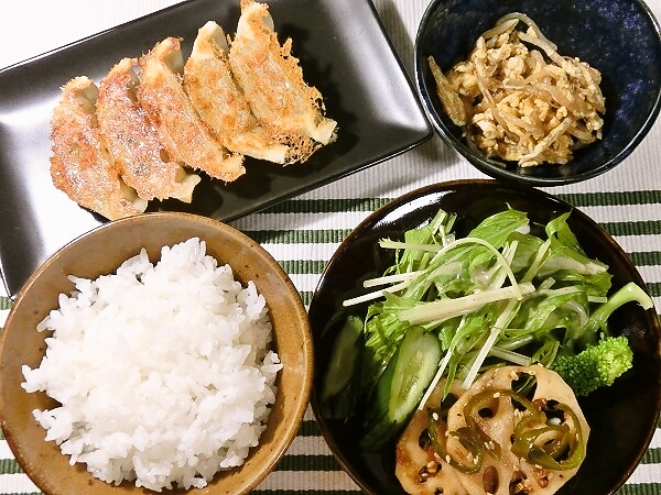 餃子の晩ごはん