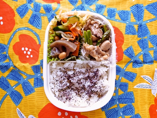 豚肉とアスパラの中華炒め弁当