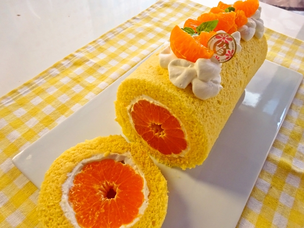 まるごとみかんロール♪