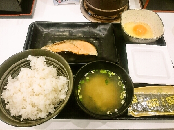 特朝定食