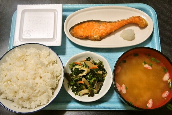 朝食