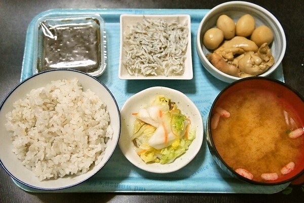 今日の朝食(白子の煮付け、他)