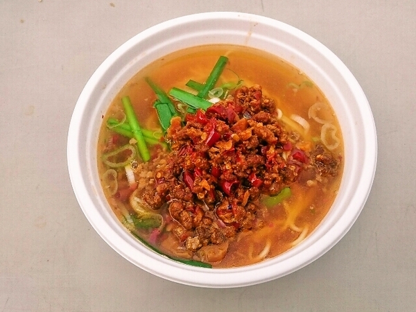 台湾ラーメン(味仙の屋台車)