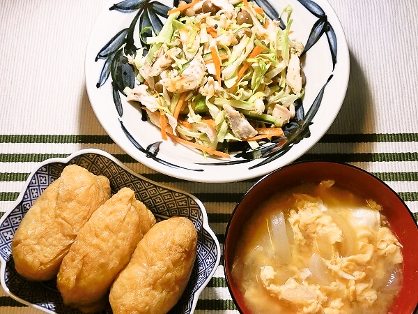 しめじとチキンのボリュームサラダで晩ごはん