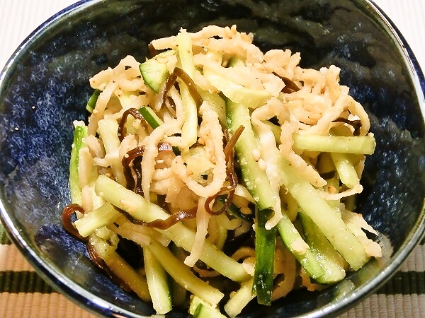 切干大根のパリパリごま和え