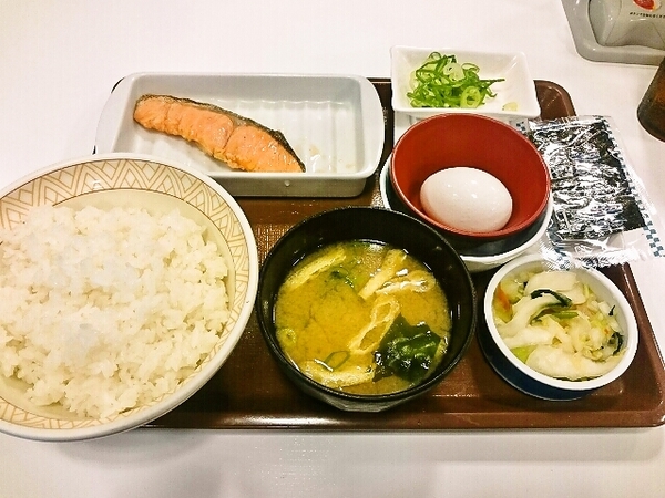 すき家でランチ